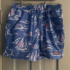 Vineyard Vines Men Swim Trunks  Medium Sailboat Pattern Blue Mesh Liner